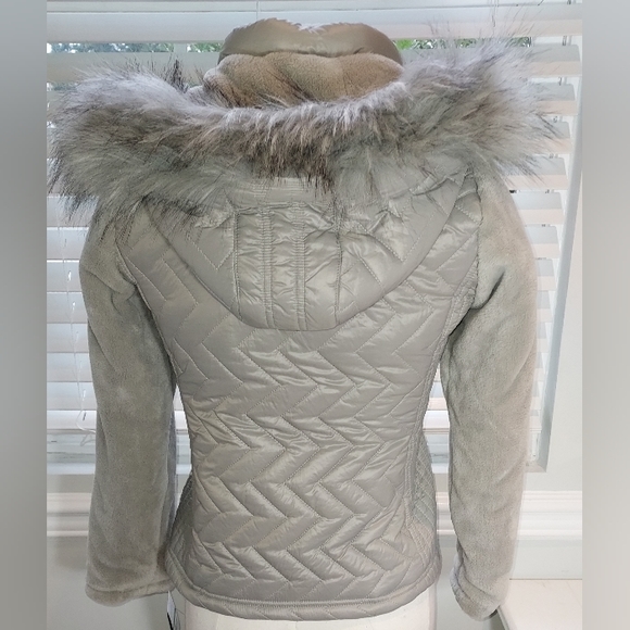 Gallery New York Silver/Grey Children's Hooded Jacket NWT - Picture 4 of 10